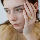 Chiara Retro Black Agate & Mother-of-Pearl Ring