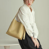 Ray Genuine Cowhide Bucket Tote Bag For Fashionable Style