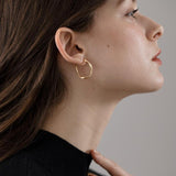 Eve Minimalist Twisted Metal C-Shaped Earrings