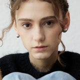 Annie Elegant Silver-Gray Pearl Ear Clips